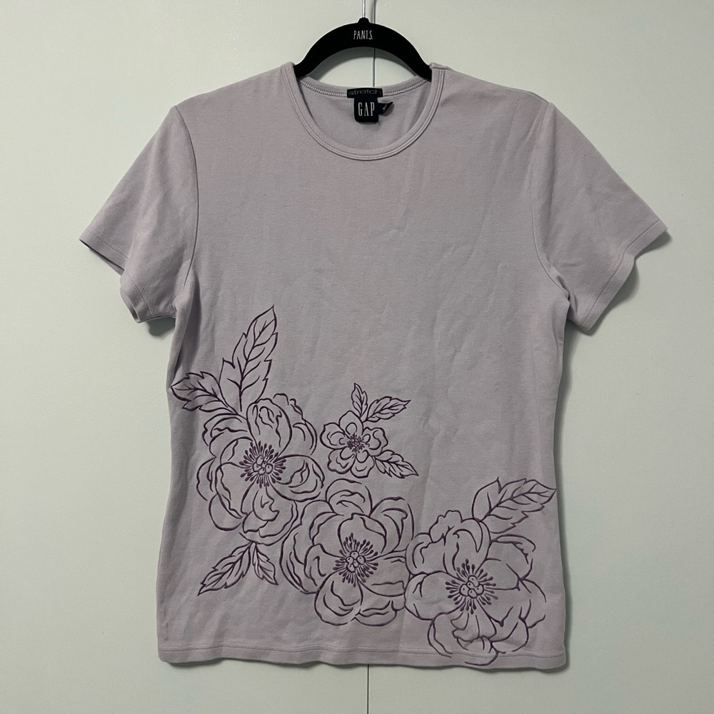 GAP Pale Purple T-Shirt Soft Floral Embroidery